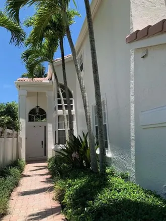 Image 2 - 2119 Chagall Circle, West Palm Beach, FL 33409, USA - House for sale