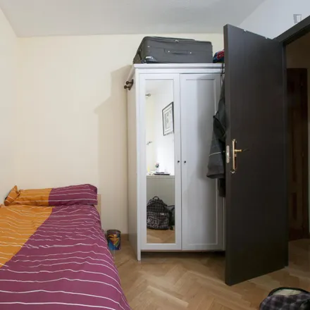Rent this 8 bed room on Colada del Camino Viejo de Madrid o de Sacedón in 28670 Villaviciosa de Odón, Spain