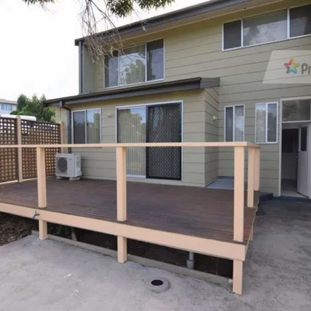 Rent this 3 bed townhouse on Red Gum Place in Windradyne NSW 2795, Australia