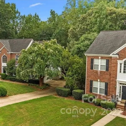 Image 3 - 103 Tree Branch Court, Fort Mill, SC 29715, USA - House for sale