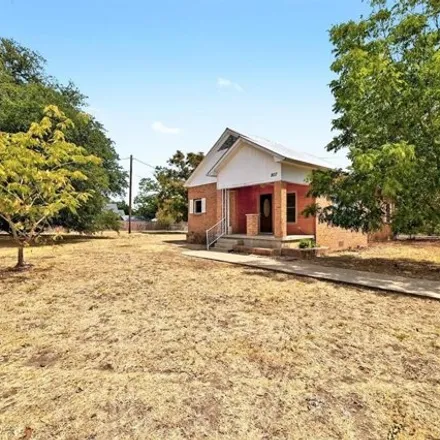 Image 3 - 250 Church Hill Lane, Liberty Hill, TX 78642, USA - House for sale