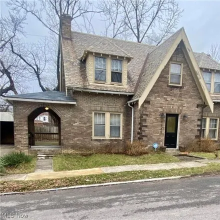 Buy this 3 bed house on 1885 Willowhurst Road in Cleveland, OH 44112