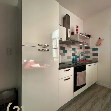 Rent this 1 bed apartment on Rue Cambron 37 in 7500 Tournai, Belgium