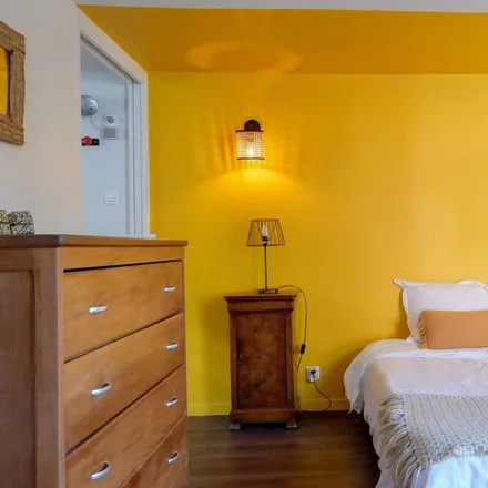 Rent this 1 bed house on 26130 Saint-Paul-Trois-Châteaux