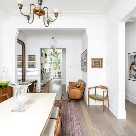 Rent this 5 bed townhouse on Sussex Street in London, SW1V 4RU