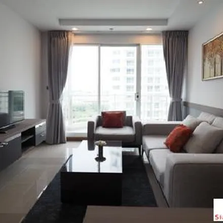 Rent this 2 bed apartment on Thiam Ruam Mit Road in Huai Khwang District, Bangkok 10310