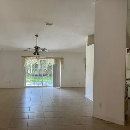 Image 4 - 10 Parkview Lane, Ormond Beach, FL 32174, USA - House for sale