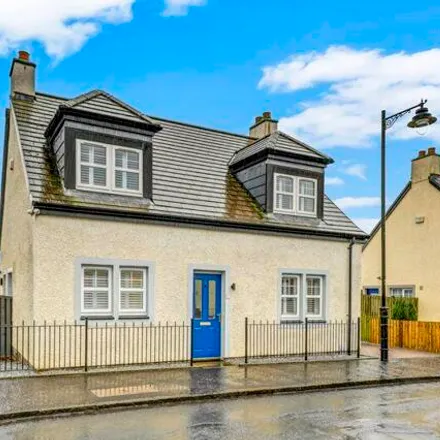 Buy this 3 bed house on Millhill Avenue in Kilmaurs, KA3 2TA