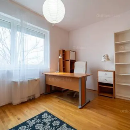 Image 3 - Budapest, Adam Clark Square, 1013, Hungary - Apartment for rent