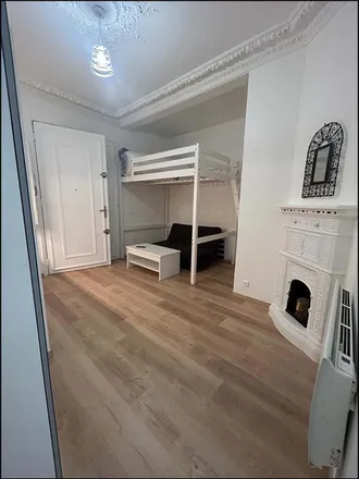 Rent this 2 bed apartment on 8 Rue Jean Maridor in 75015 Paris, France