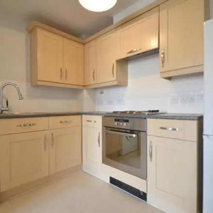 Image 3 - Park Road, Easthampstead, RG12 2TN, United Kingdom - Apartment for rent