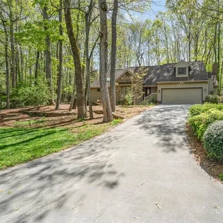 Image 2 - 22 Tanglewood Road, Lake Wylie, York County, SC 29710, USA - House for sale