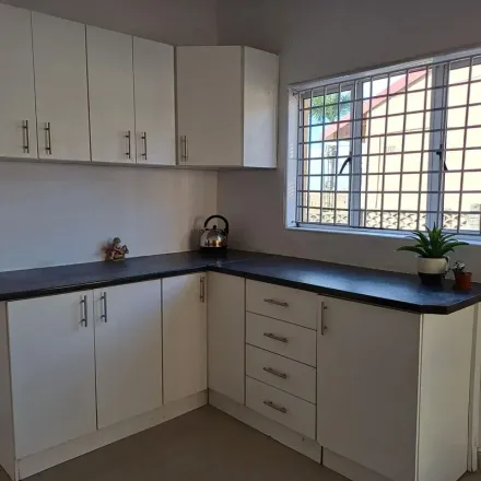 Image 8 - Rocky Mountain Drive, Shallcross, KwaZulu-Natal, 4093, South Africa - Apartment for rent