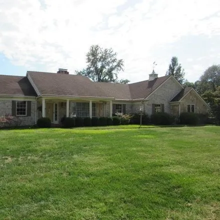 Buy this 3 bed house on 2000 Greenbrier Drive in Mount Vernon, IN 47620