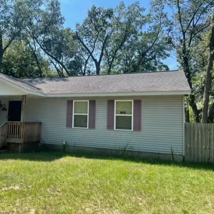 Buy this 3 bed house on 1921 Austin Street in Muskegon, MI 49442