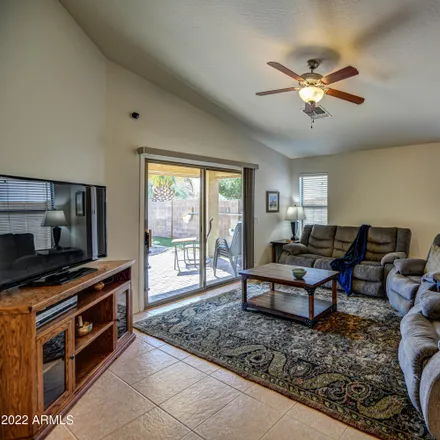Image 8 - 415 West Gascon Road, San Tan Valley, AZ 85143, USA - House for sale