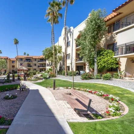 Image 2 - 10474 West Thunderbird Boulevard, Sun City CDP, AZ 85351, USA - Condo for sale