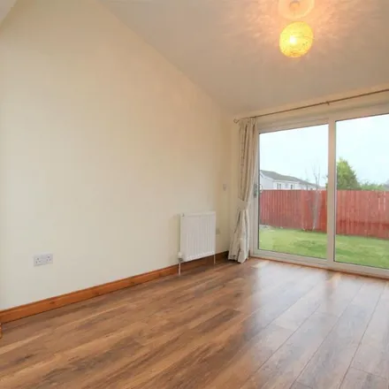 Rent this 4 bed duplex on 88 Crosswood Crescent in Balerno, EH14 7HS