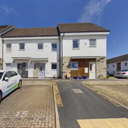 Rent this 2 bed townhouse on Plymview Close in Plymouth, PL3 6AL