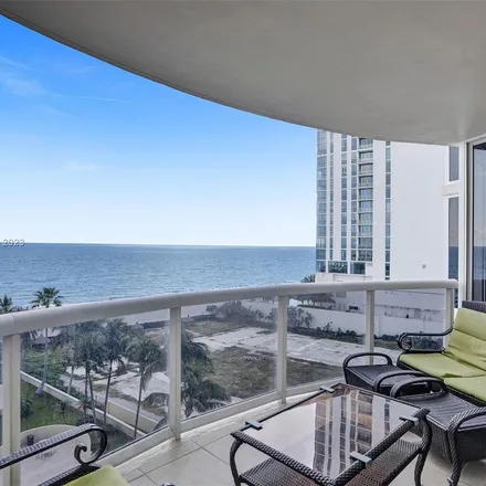 Image 7 - Collins Avenue & 175th Terrace, Collins Avenue, Sunny Isles Beach, FL 33160, USA - Apartment for rent