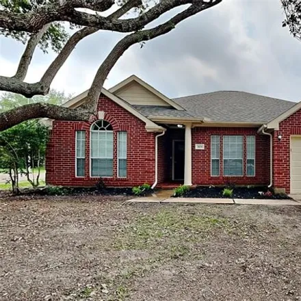 Rent this 4 bed house on 808 Norfolk Drive in Pearland, TX 77584