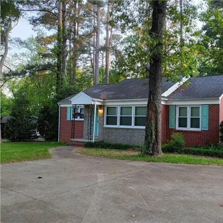 Image 1 - 1400 North Jefferson Street, Milledgeville, GA 31061, USA - House for sale
