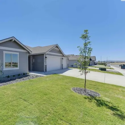 Image 4 - Silverbright Drive, Pasco, WA, USA - House for sale