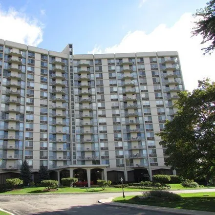 Buy this 1 bed condo on 88 North Tower Road in Elmhurst, IL 60523