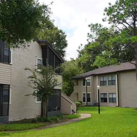 Buy this 1 bed condo on 2977 Antique Oaks Circle in Orange County, FL 32792