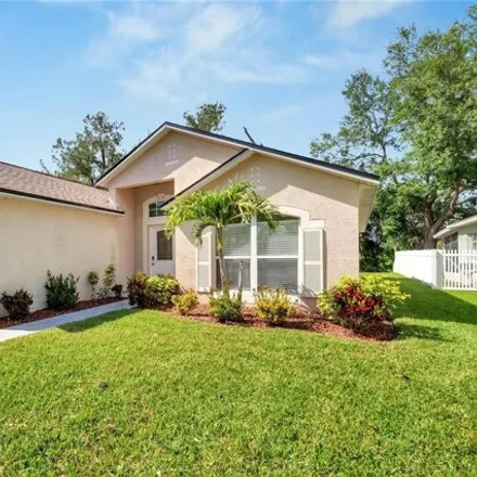 Image 2 - 6918 Crown Lake Drive, Hillsborough County, FL 33534, USA - House for sale