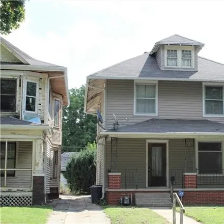 Buy this 3 bed house on 1913 South 24th Street in St. Joseph, MO 64507