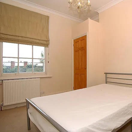 Image 5 - 17 Coley Hill, Katesgrove, Reading, RG1 6AE, United Kingdom - Apartment for rent