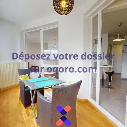 Rent this 3 bed apartment on Le Jean Gabin in Avenue Salvador Allende, 69100 Villeurbanne