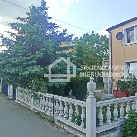Buy this 5 bed house on Centrum Zdrowia in Sukienników 30, 89-600 Chojnice