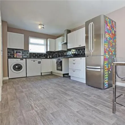 Buy this 2 bed townhouse on Pitstone Road in Northampton, NN4 8TL