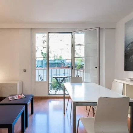 Image 5 - Carrer de Provença, 183, 08001 Barcelona, Spain - Apartment for rent