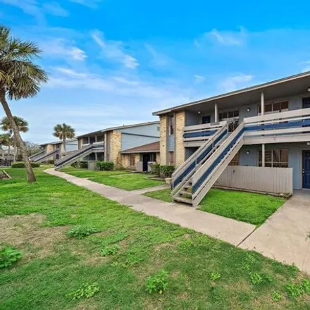 Rent this 2 bed apartment on 61st Street in Galveston, TX 77551