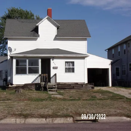 Buy this 4 bed house on 812 Avenue H in Hawarden, IA 51023
