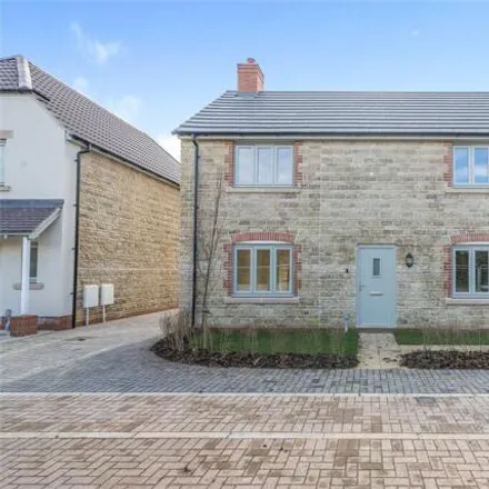 Buy this 4 bed house on Smithy Close in Broad Blunsdon, SN26 7DF