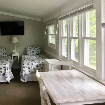 Rent this 3 bed house on York County in Maine, USA