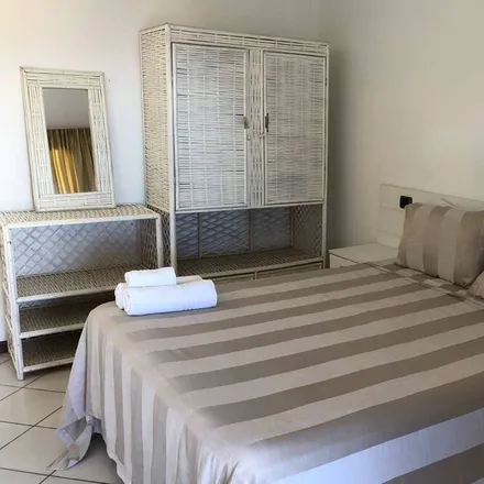 Rent this 2 bed apartment on Salvador