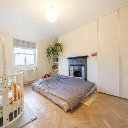 Image 3 - 66 Highgate West Hill, London, N6 6BB, United Kingdom - Apartment for rent