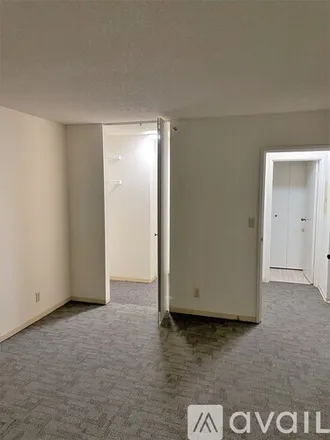 Image 5 - 1660 North Prospect Avenue, Unit 901 - Apartment for rent