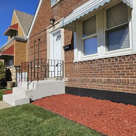 Image 3 - 6031 S Kostner Ave, Chicago, Illinois, 60629 - House for sale