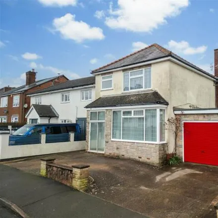 Buy this 3 bed house on Greenhill Road in Halesowen, B62 8EY