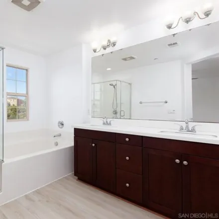 Image 7 - 1780 Saltaire Place, San Diego, CA 92173, USA - House for sale