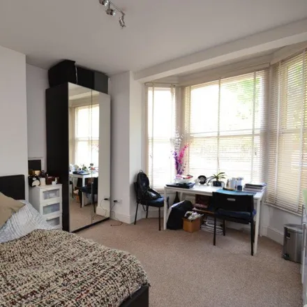 Rent this studio apartment on 57 The Vale in London, W3 7RS