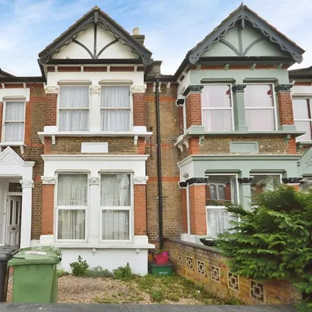 Rent this 2 bed apartment on 84 Ringstead Road in London, SE6 2AU