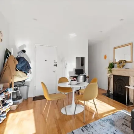 Image 3 - 217 East 30th Street, New York, NY 10016, USA - Townhouse for sale