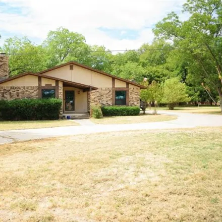 Buy this 3 bed house on 2899 14th Street in Brownwood, TX 76801